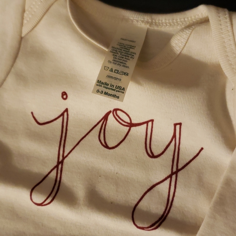 Tenth & Pine Gender neutral organic baby bodysuit. - Picture 3 of 6